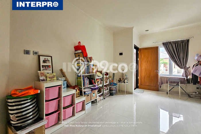 GOOD DEAL! Rumah di Permata Buana, 3 KM, Siap Huni, LT 144m² LB 180m² GOOD DEAL! Rumah di Permata Buana, 3 KM, Siap Huni, LT 144m² LB 180m²