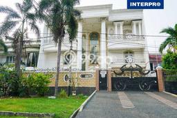 Dijual Rumah Luas Megah Dengan View Cantik di Sunrise Garden, Jakarta Barat Dijual Rumah Luas Megah Dengan View Cantik di Sunrise Garden, Jakarta Barat