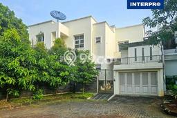 Rumah Dijual Mega Kebon Jeruk Joglo Luas Tanah 398m2 Rumah Dijual Mega Kebon Jeruk Joglo Luas Tanah 398m2
