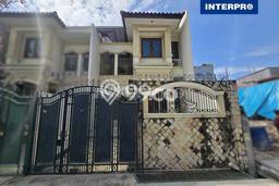Rumah Elit LB 150m2 Siap Huni Desain Elegan di Jelambar, Jakarta Barat Rumah Elit LB 150m2 Siap Huni Desain Elegan di Jelambar, Jakarta Barat