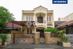 Lokasi strategis! Rumah siap pakai dikontrakkan di Permata Buana LB 250m2 Lokasi strategis! Rumah siap pakai dikontrakkan di Permata Buana LB 250m2