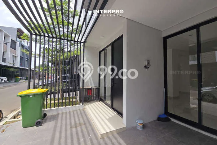Jarang Ada! Rumah Kontrakan 3 Kamar Nyaman Siap Huni Meruya Jarang Ada! Rumah Kontrakan 3 Kamar Nyaman Siap Huni Meruya