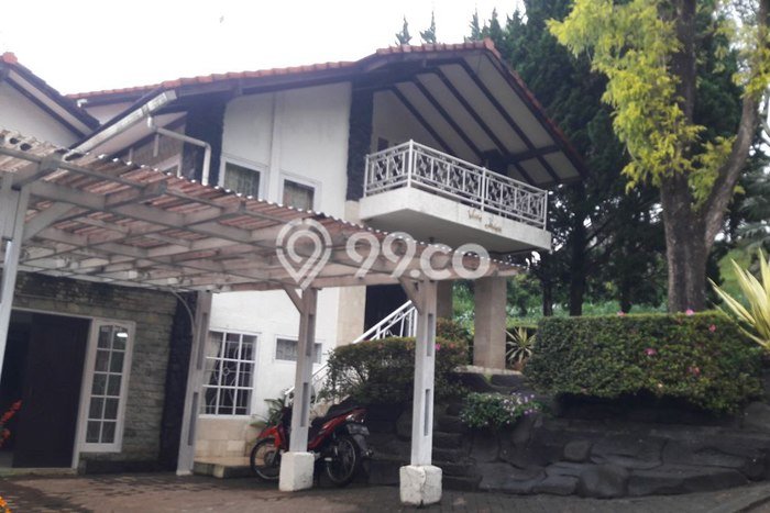 HOT DEAL! Vila Kawasan , Area 476m2m², Lokasi Strategis HOT DEAL! Vila Kawasan , Area 476m2m², Lokasi Strategis