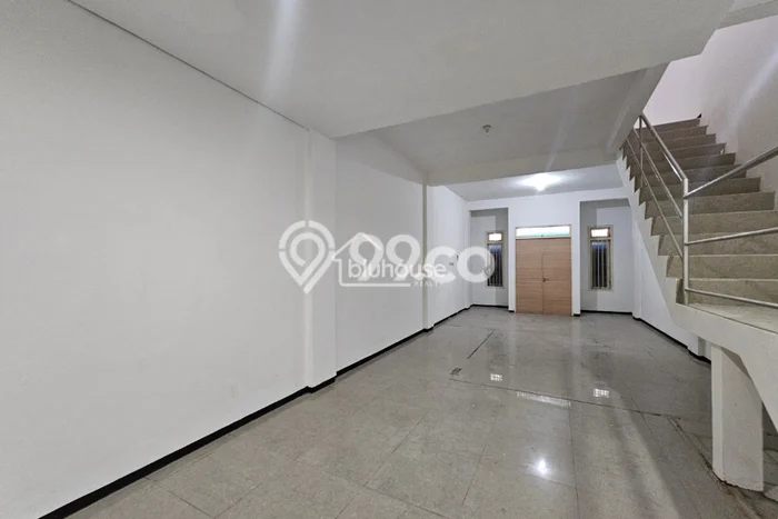 Untuk Disewa Ruko di Blimbing Malang LT 80m2, LB 200m2 Untuk Disewa Ruko di Blimbing Malang LT 80m2, LB 200m2