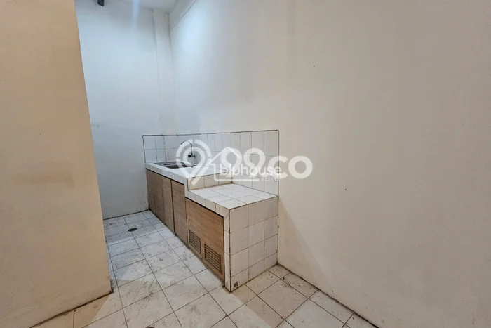 Untuk Disewa Ruko di Blimbing Malang LT 80m2, LB 200m2 Untuk Disewa Ruko di Blimbing Malang LT 80m2, LB 200m2