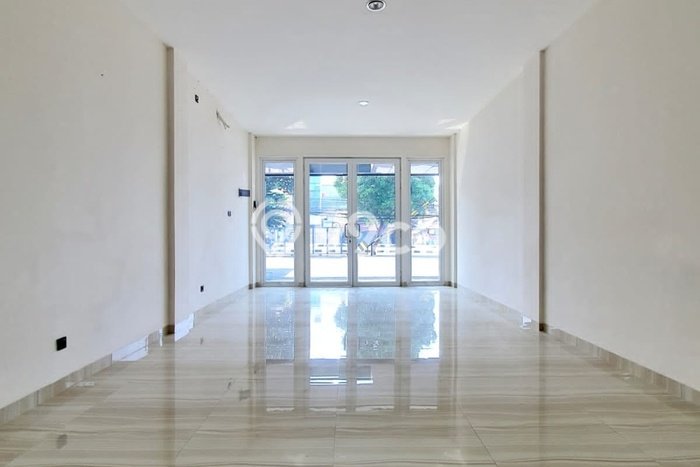 Ruko Dijual di Jakarta Timur LT 1040m2 & LB 4500m2 Lokasi Terbaik! Ruko Dijual di Jakarta Timur LT 1040m2 & LB 4500m2 Lokasi Terbaik!