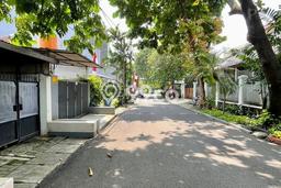 Jual Cepat Hunian Elegan Klasik di Jakarta Selatan Jual Cepat Hunian Elegan Klasik di Jakarta Selatan