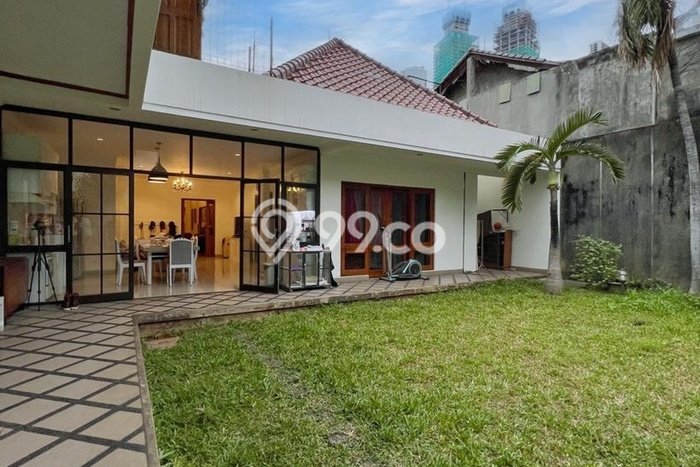 Rumah Mewah Siap Huni LT 629m2 di Menteng, Jakarta Pusat Rumah Mewah Siap Huni LT 629m2 di Menteng, Jakarta Pusat