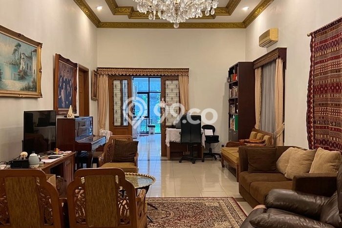Rumah Mewah Siap Huni LT 629m2 di Menteng, Jakarta Pusat Rumah Mewah Siap Huni LT 629m2 di Menteng, Jakarta Pusat