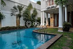Ready to Use! Premium House LT 729m2 Desain Elegan di Lebak Bulus Ready to Use! Premium House LT 729m2 Desain Elegan di Lebak Bulus