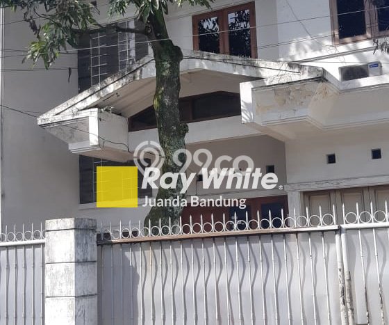 Rumah Mewah Dijual LT 221m2 di Cicendo, Bandung Rumah Mewah Dijual LT 221m2 di Cicendo, Bandung
