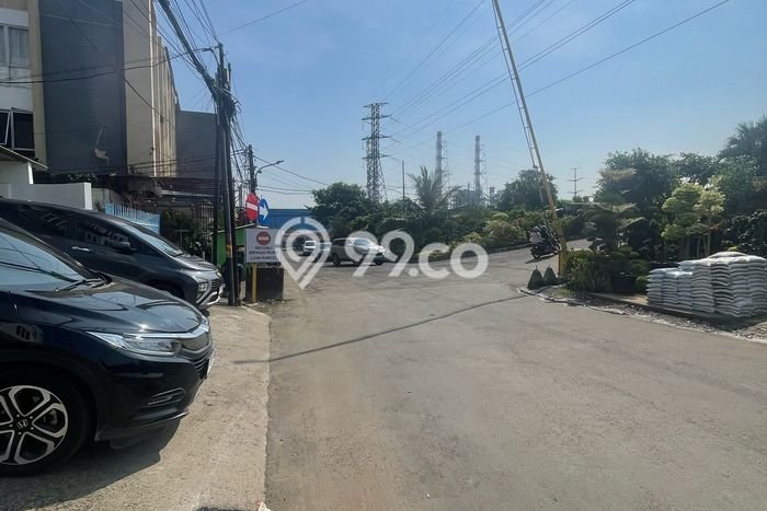 Unit Ruko Paling Strategis di Muara Karang Jakarta Utara dengan LB 160m2 Unit Ruko Paling Strategis di Muara Karang Jakarta Utara dengan LB 160m2