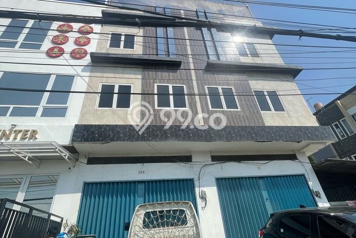 Unit Ruko Paling Strategis di Muara Karang Jakarta Utara dengan LB 160m2 Unit Ruko Paling Strategis di Muara Karang Jakarta Utara dengan LB 160m2