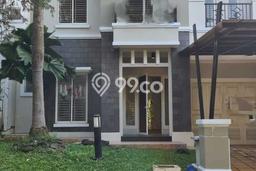 Jual Rumah Mewah Elegan Dengan View Cantik di Gading Serpong, Tangerang Jual Rumah Mewah Elegan Dengan View Cantik di Gading Serpong, Tangerang