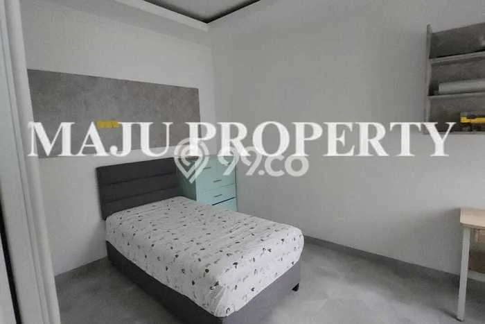 PRIME LOCATION! Rumah area Cibubur, 4 KT, Area Strategis, Luas 144m² LB 200m² PRIME LOCATION! Rumah area Cibubur, 4 KT, Area Strategis, Luas 144m² LB 200m²