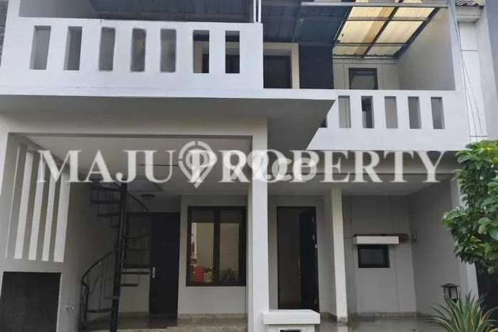 Rumah sewa siap huni 3 Kamar Tidur di Cibubur, Bogor Rumah sewa siap huni 3 Kamar Tidur di Cibubur, Bogor