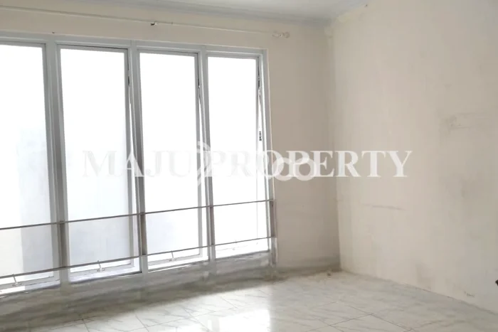 Rumah sewa siap pakai 4 Kamar Tidur di Legenda Wisata, Bogor Rumah sewa siap pakai 4 Kamar Tidur di Legenda Wisata, Bogor