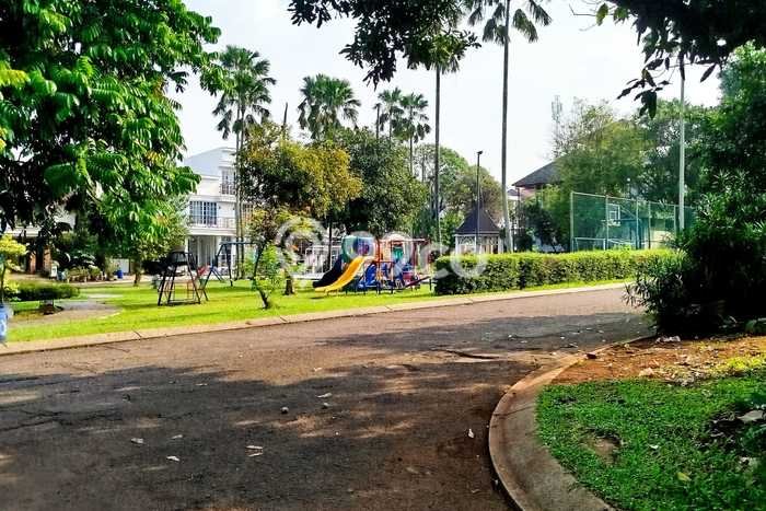 Lahan untuk Dijual di Gunung Putri Bogor Luas 200m2 Lahan untuk Dijual di Gunung Putri Bogor Luas 200m2