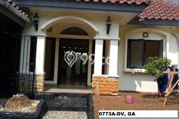 Rumah area , 2 KM, Lingkungan Berkembang Rumah area , 2 KM, Lingkungan Berkembang
