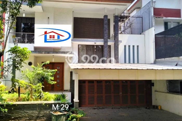 Rumah Premium kawasan Cibubur, 3 KT, Area Nyaman, Luas 251m² Bangunan 253m² Rumah Premium kawasan Cibubur, 3 KT, Area Nyaman, Luas 251m² Bangunan 253m²