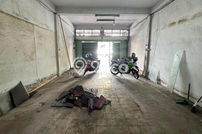 Ruko Dijual di Wajo LT 117m2, LB 201m2 untuk Investasi Ruko Dijual di Wajo LT 117m2, LB 201m2 untuk Investasi