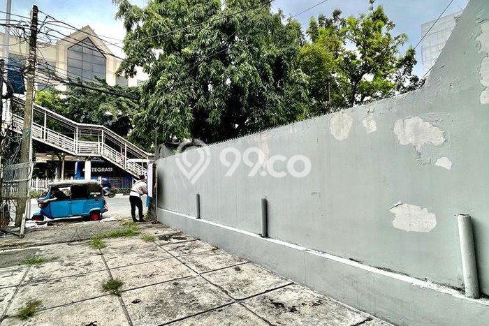 Ruko Dijual Lokasi Emas di Mampang Prapatan Luas 191m2 Ruko Dijual Lokasi Emas di Mampang Prapatan Luas 191m2