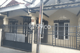 For Sale Rumah 2 Kamar Lokasi Strategis Nyaman dan Strategis di Karawaci For Sale Rumah 2 Kamar Lokasi Strategis Nyaman dan Strategis di Karawaci