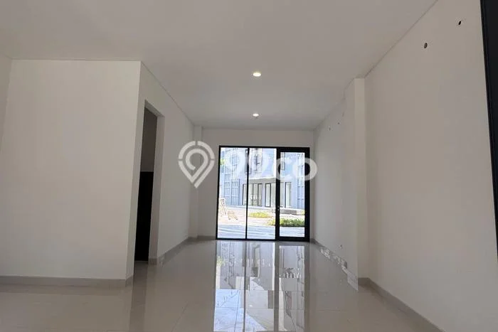 Ruko Dijual di BSD Tangerang Selatan dengan Luas Bangunan 270m2 Ruko Dijual di BSD Tangerang Selatan dengan Luas Bangunan 270m2
