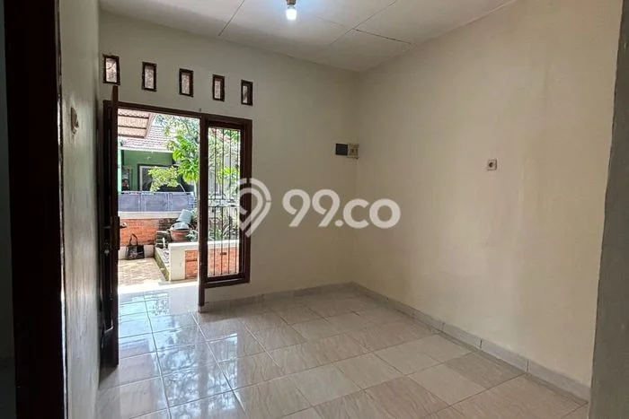 Disewakan! Rumah 2 Kamar Tidur &
1 Kamar Mandi di Bojong Sari, Depok Disewakan! Rumah 2 Kamar Tidur &
1 Kamar Mandi di Bojong Sari, Depok