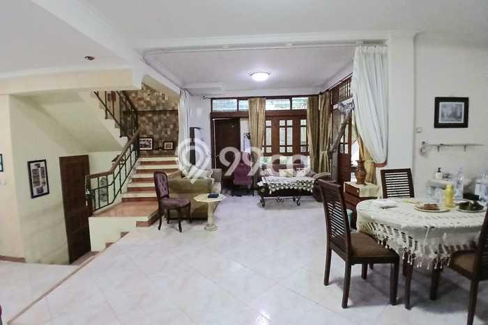 For Sale Rumah Mewah Exclusive di Sukasari, Bandung For Sale Rumah Mewah Exclusive di Sukasari, Bandung