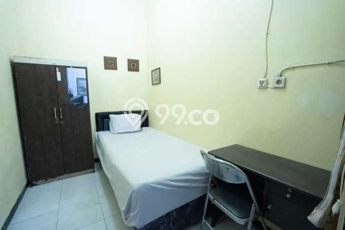 Unit Kost Dijual di Sumurbandung dengan 24 Kamar Area Ramai Unit Kost Dijual di Sumurbandung dengan 24 Kamar Area Ramai