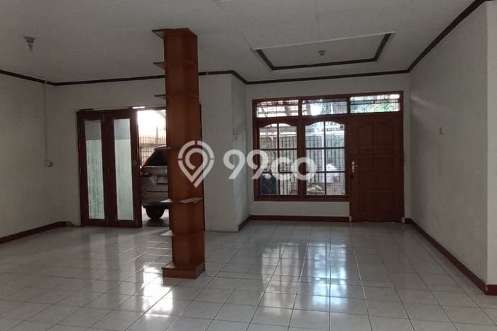 For Sale Rumah Elit Exclusive di Sukasari, Bandung For Sale Rumah Elit Exclusive di Sukasari, Bandung