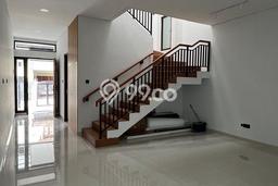 Dijual Cepat Rumah Favorit Siap Huni LB 160m2 di Regol, Bandung Dijual Cepat Rumah Favorit Siap Huni LB 160m2 di Regol, Bandung
