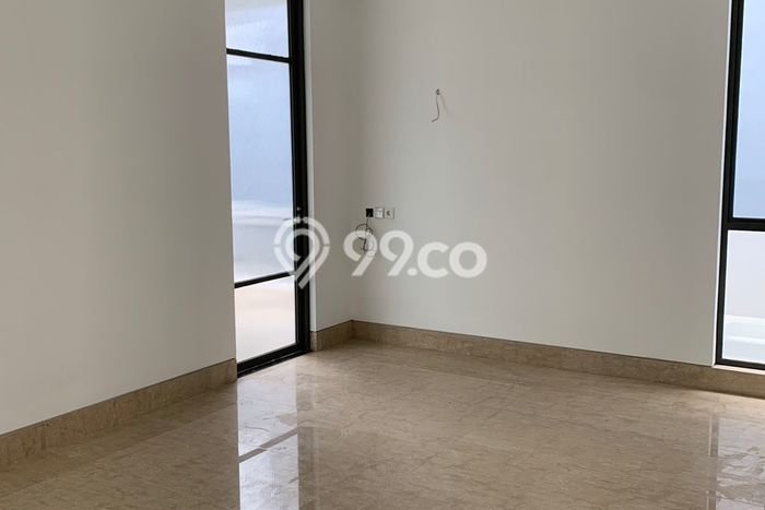 Ready to Use! Luxury House LT 203m2 Desain Elegan di Sariwangi Ready to Use! Luxury House LT 203m2 Desain Elegan di Sariwangi