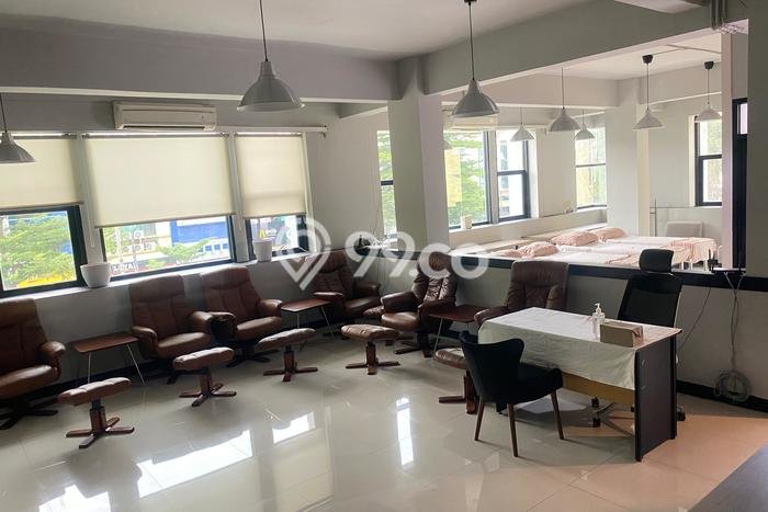 Kantor Dijual di Jakarta Selatan LT 169m2 & LB 600m2 Lokasi Terbaik! Kantor Dijual di Jakarta Selatan LT 169m2 & LB 600m2 Lokasi Terbaik!