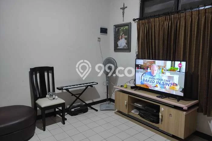 For Sale Rumah 3 Kamar Lokasi Ideal Nyaman dan Strategis di Ciledug For Sale Rumah 3 Kamar Lokasi Ideal Nyaman dan Strategis di Ciledug