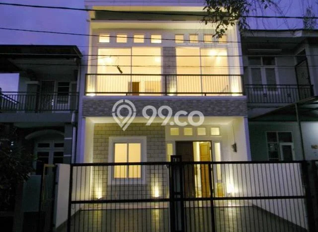Dijual Rumah Eksklusif 4 KT di Gading Serpong, Tangerang Dijual Rumah Eksklusif 4 KT di Gading Serpong, Tangerang