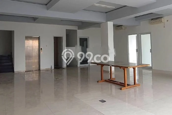 Unit Kantor Dijual di Jakarta Selatan LT 250m2 & LB 600m2 Unit Kantor Dijual di Jakarta Selatan LT 250m2 & LB 600m2