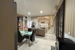 Jual Rumah Luas Megah Dengan View Cantik di Alam Sutera, Tangerang Jual Rumah Luas Megah Dengan View Cantik di Alam Sutera, Tangerang