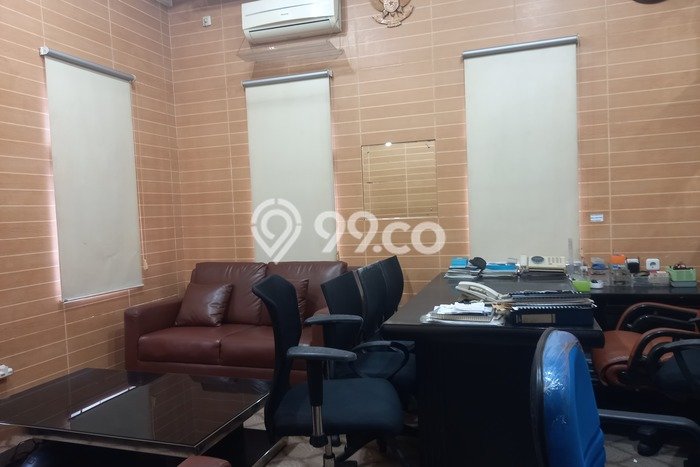 INVESTASI CERDAS! Ruko di Graha Raya, Luas 360m2m², Akses Strategis INVESTASI CERDAS! Ruko di Graha Raya, Luas 360m2m², Akses Strategis