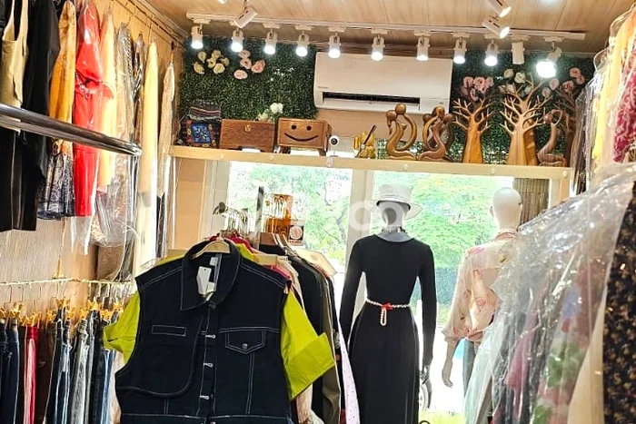 AREA TERBAIK! Komersial di , Luas 15m2m², Kawasan Bisnis AREA TERBAIK! Komersial di , Luas 15m2m², Kawasan Bisnis