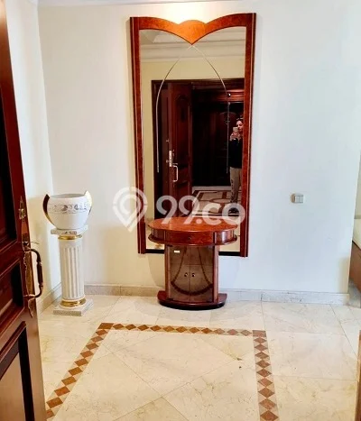 Apartemen Murah dengan 3 BR & 2 KM di Kebayoran Lama Jakarta Selatan Apartemen Murah dengan 3 BR & 2 KM di Kebayoran Lama Jakarta Selatan