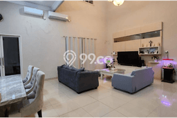 Rumah Elit Modern Siap Huni di Pakuwon Surabaya Rumah Elit Modern Siap Huni di Pakuwon Surabaya