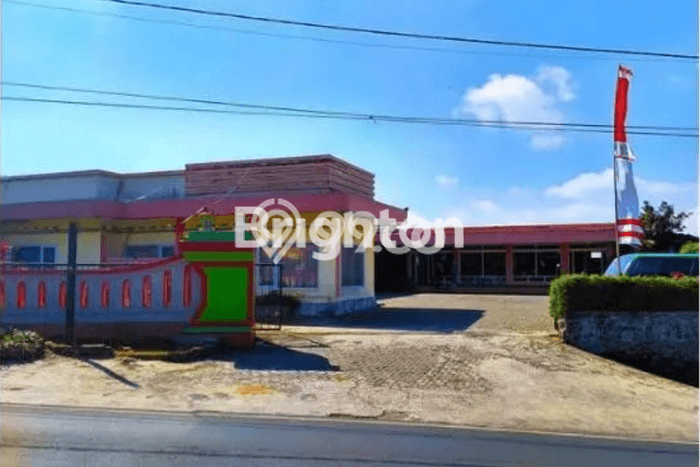 Unit Komersial Dijual di Bumiaji Batu Luas Bangunan 3000m2 Unit Komersial Dijual di Bumiaji Batu Luas Bangunan 3000m2