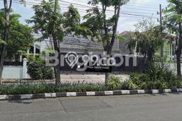 Hunian Super Mewah dengan Akses Paling Strategis di Sukomanunggal, Surabaya Hunian Super Mewah dengan Akses Paling Strategis di Sukomanunggal, Surabaya