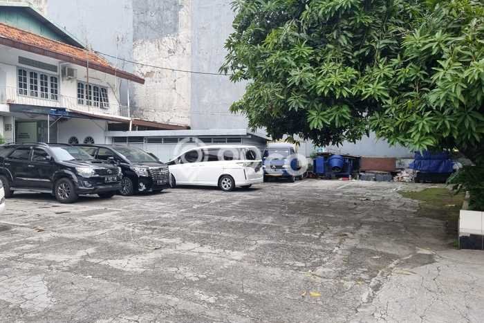 Gudang Area Strategis Kawasan , Luas 800m2m², Akses Strategis Gudang Area Strategis Kawasan , Luas 800m2m², Akses Strategis