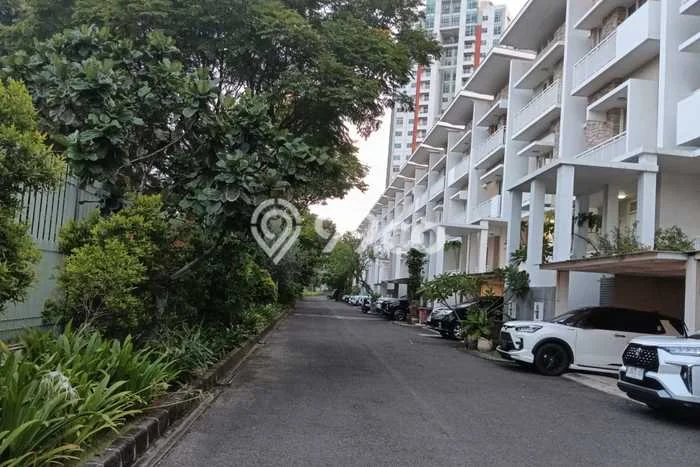 Hot Offer Hunian Mewah Ideal dan Luas di Kelapa Gading, Jakarta Utara Hot Offer Hunian Mewah Ideal dan Luas di Kelapa Gading, Jakarta Utara
