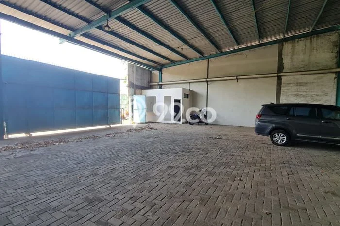 Unit Komersial Disewakan di Surabaya Area Strategis Harga Kompetitif Unit Komersial Disewakan di Surabaya Area Strategis Harga Kompetitif