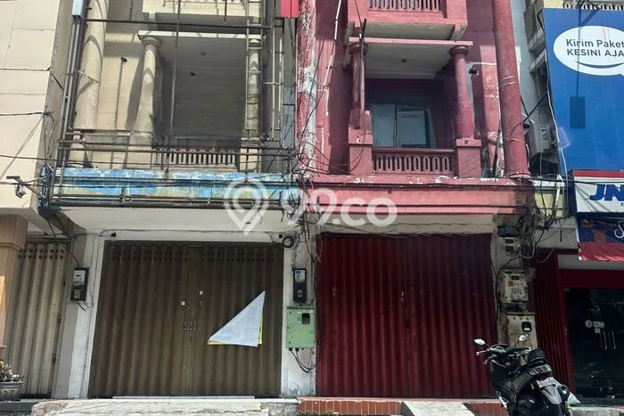 FOR RENT! Ruko di Diponegoro Cocok untuk Bisnis 242m2 FOR RENT! Ruko di Diponegoro Cocok untuk Bisnis 242m2