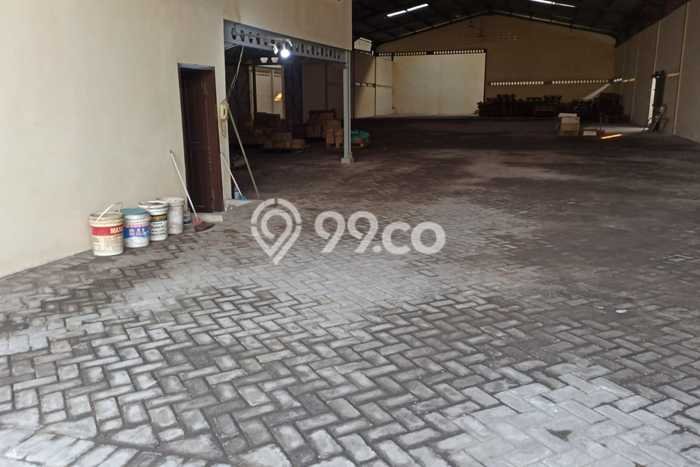 Gudang Premium di , Luas 1600m2m², Pusat Komersial, Dekat Surabaya, Surabaya Gudang Premium di , Luas 1600m2m², Pusat Komersial, Dekat Surabaya, Surabaya
